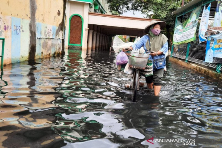 Banjir di Kudus Diduga Tercemar Limbah Pabrik