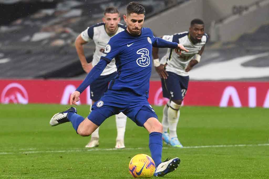 Tottenham vs Chelsea: The Blues Menang 1-0 Lewat Penalti Jorginho