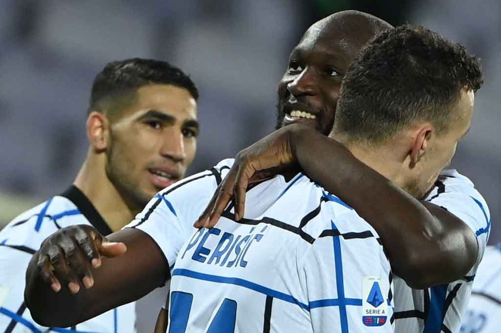 Fiorentina vs Inter Milan: Menang 2-0, Nerazzurri Rebut Puncak Klasemen