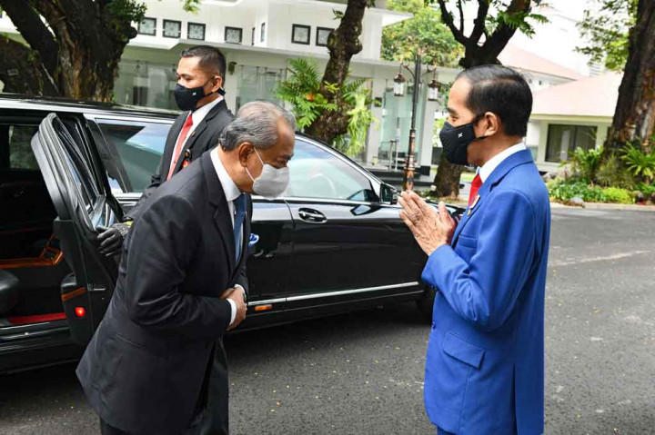 3 Foto Terpopuler: Jokowi Terima Kunjungan PM Malaysia hingga Ponsel Berlapis Emas Edisi Khusus Imlek