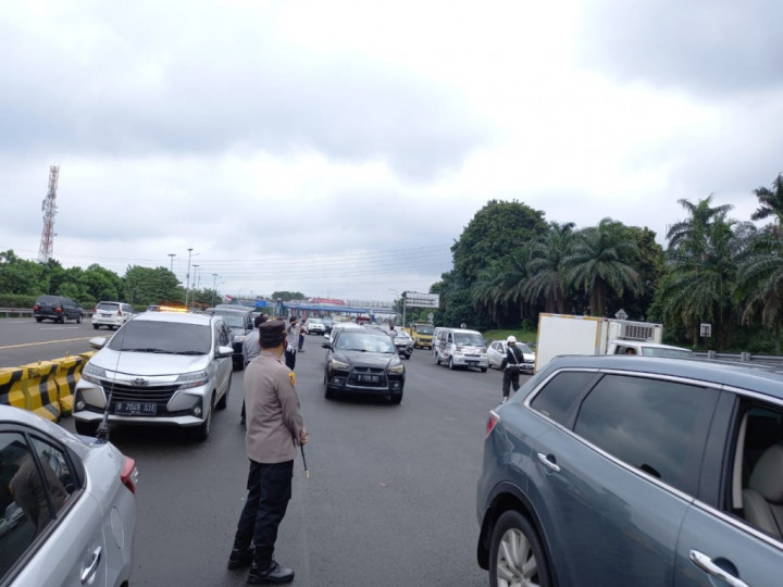 Polisi Klaim Sistem Ganjil-Genap Efektif Urai Kerumunan