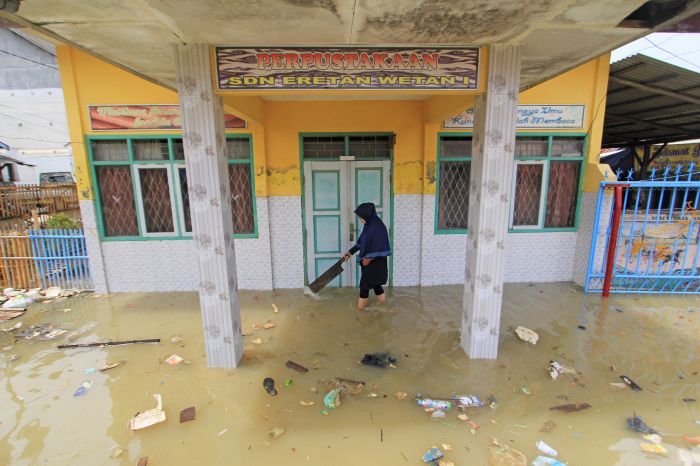 Lagi, Banjir Rob Melanda Pesisir Indramayu