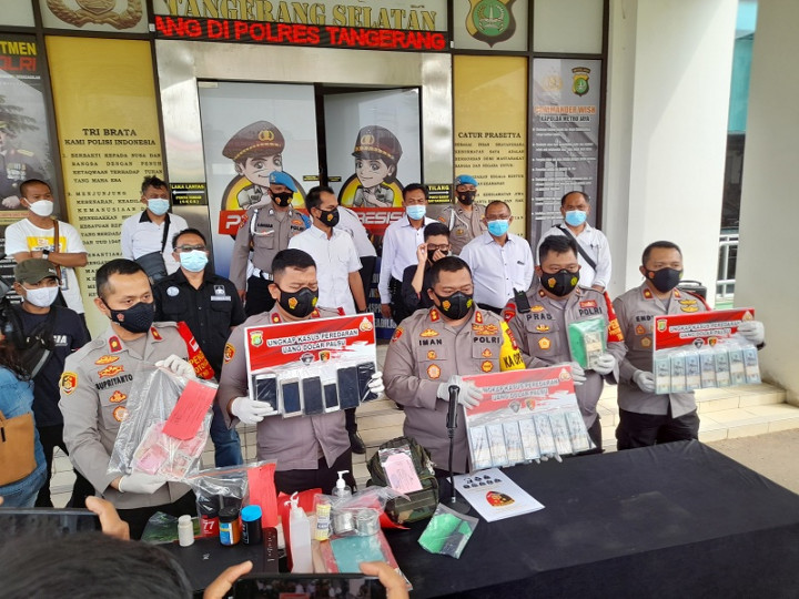 Pembuat dan Pengedar Uang Palsu Ditangkap di Tangsel