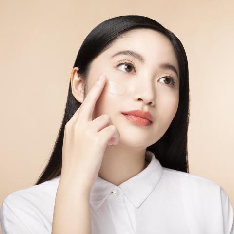 Percantik Make Up Kamu dengan Aneka Shade Foundation