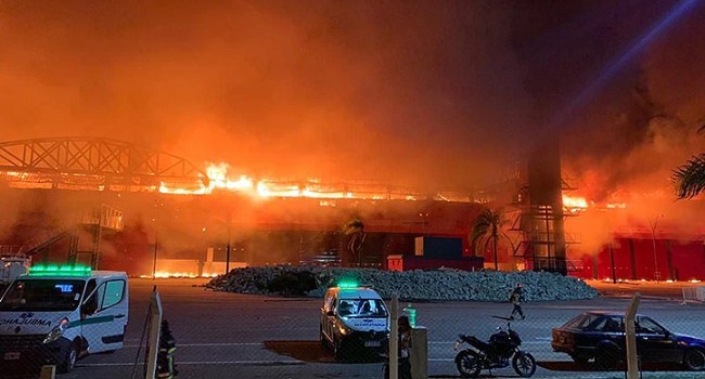 Sirkuit Termas de Rio Hondo Argentina dilahap si jago merah. (speedweek)