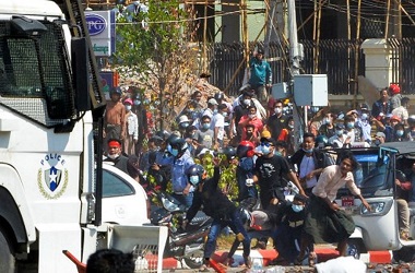 Indonesia Dinilai Perlu Lakukan <i>Backdoor Diplomacy</i> kepada Myanmar