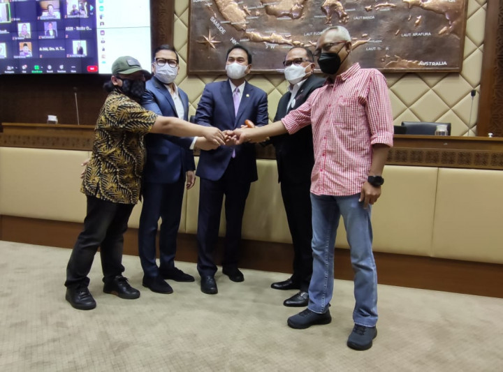 PDIP Tunjuk Junimart Jadi Wakil Ketua Komisi II