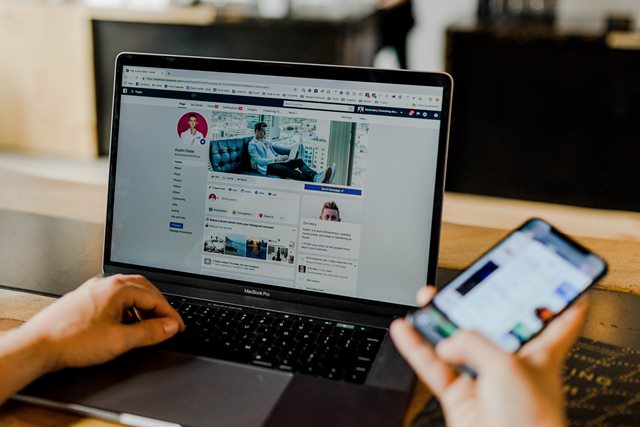 Facebook umumkan akan mengambil langkah-langkah yang lebih ketat untuk menindak informasi yang salah tentang vaksin. (Foto: Ilustrasi/Unsplash.com)