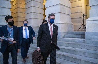 Trump Geram Pengacaranya Tampil Buruk di Sidang Pemakzulan Kedua