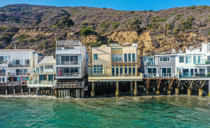 Tyra Banks Beli Rumah Pantai Rp65 Miliar