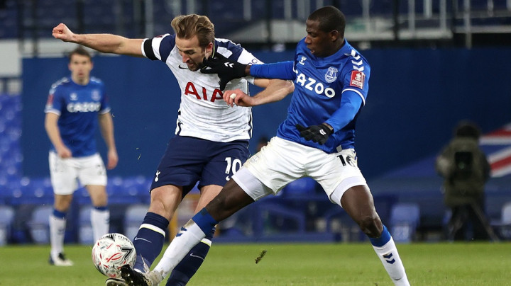 Piala FA: Sembilan Gol Tercipta saat Everton Singkirkan Tottenham