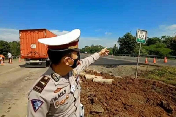 Polisi Pastikan Arus Lalu Lintas di Cipali KM 22 Lancar