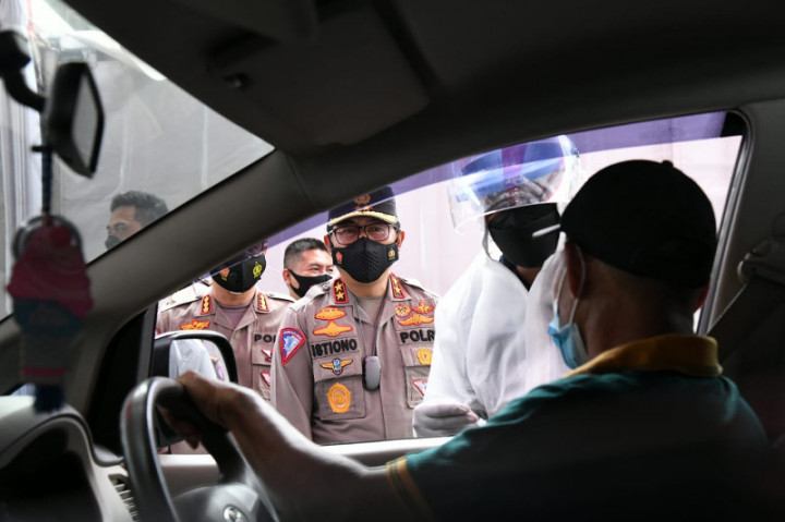 Libur Imlek, Polri Gelar Swab Antigen Gratis di Rest Area