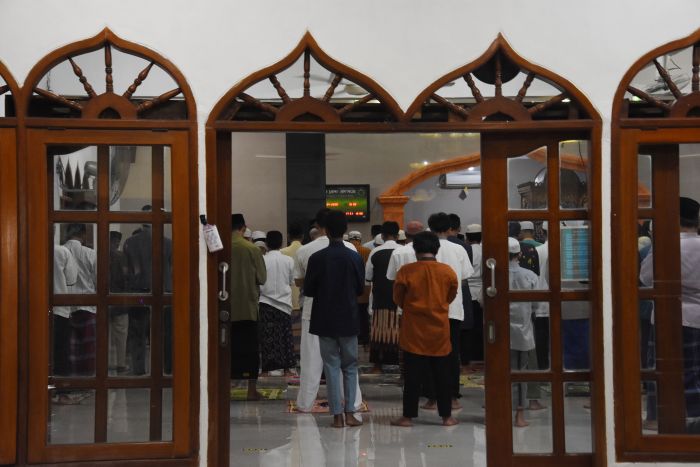90% Masjid di Johar Baru dan Senen Langgar Protokol Kesehatan