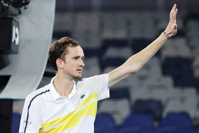 Australian Open: Ultah ke 25, Medvedev Menangi Babak Kedua