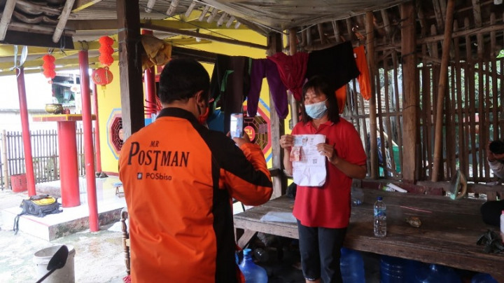 Warga Tionghoa Tangerang Dapat BST pada Tahun Baru Imlek