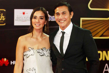 Alasan Vino G. Bastian Cuma Follow Istri di Instagram