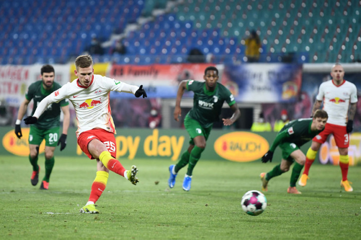 Liga Belanda: RB Leipzig Menang Tipis 2-1 atas Augsburg