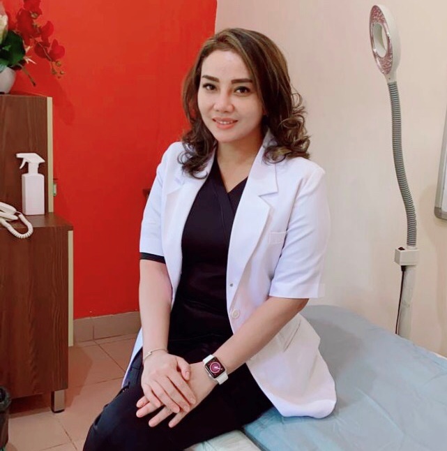 dr. Cynthia Jayanto. M. Biomed (AAM), seorang ahli di bidang estetika dan antiaging dari Cyn Clinic. (Foto: Dok Pribadi)