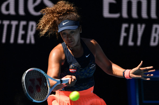 Naomi Osaka berhasil melaju ke final grand slam Australia Open 2021 usai mengalahkan Serena Williams dengan skor 6-3, 6-4.