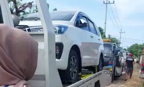 Tiga Diler Besar di Jatim Keroyokan Penuhi Pesanan Mobil Warga Desa di Tuban