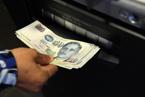 Tukar Uang Palsu Rp106 Juta, WNI Dipenjara di Singapura