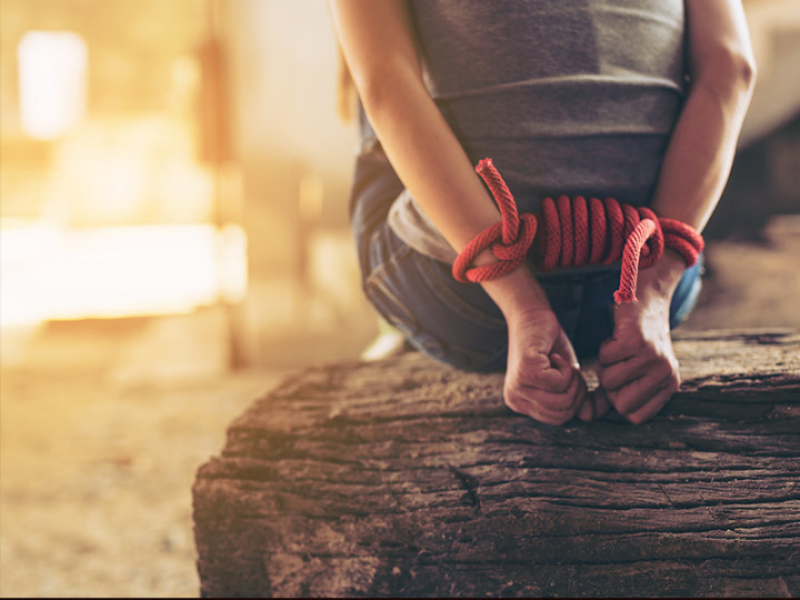 Populer Daerah; Penyandera Gadis Ditembak Mati hingga Polisi Bantu KKB