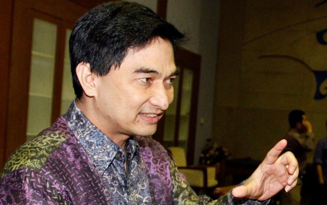 Revisi UU ITE Dikaji, Legislator: 3 Bulan Kelamaan Pak Mahfud!