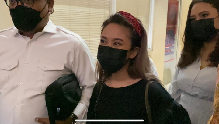 Gabriella Larasati Diperiksa Polisi Terkait Video Syur