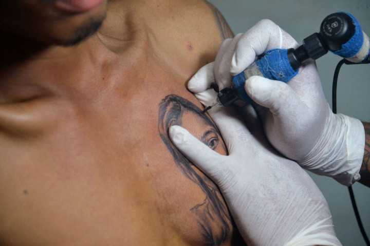 Sang Pacar Tato Wajah Mya Thwate, Perempuan yang Tewas Ditembak Tentara Myanmar