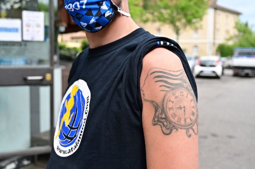 Ribuan Pendukung Atalanta Melanggar Larangan Berkerumun