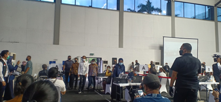 Presiden Jokowi Harap Vaksinasi untuk Media Berjalan ke Provinsi Lain