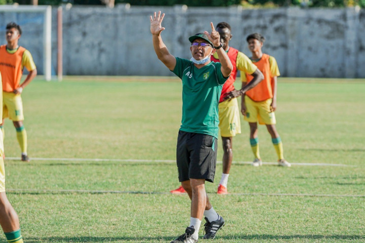 Tetap di Persebaya,  Aji Santoso Gerak Cepat Siapkan Tim
