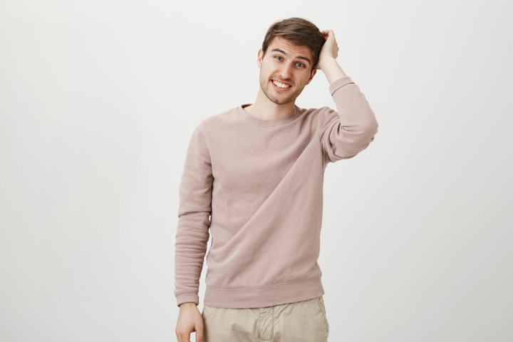 4 Langkah Menghilangkan Ketombe yang Membandel