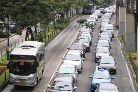 2025, Kendaraan Pribadi Lebih dari 10 Tahun Dilarang 'Mengaspal'