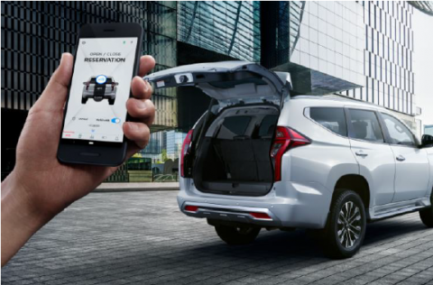 Membuka Bagasi Mobil Ini Bisa Melalui Smartphone