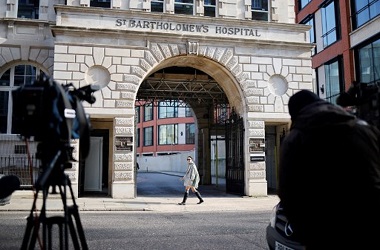 Dua Pekan Dirawat, Pangeran Philip Dipindahkan ke Rumah Sakit Lain