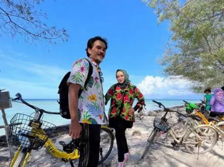 Rina Gunawan Punya Penyakit Bawaan Asma dan Radang Paru-Paru