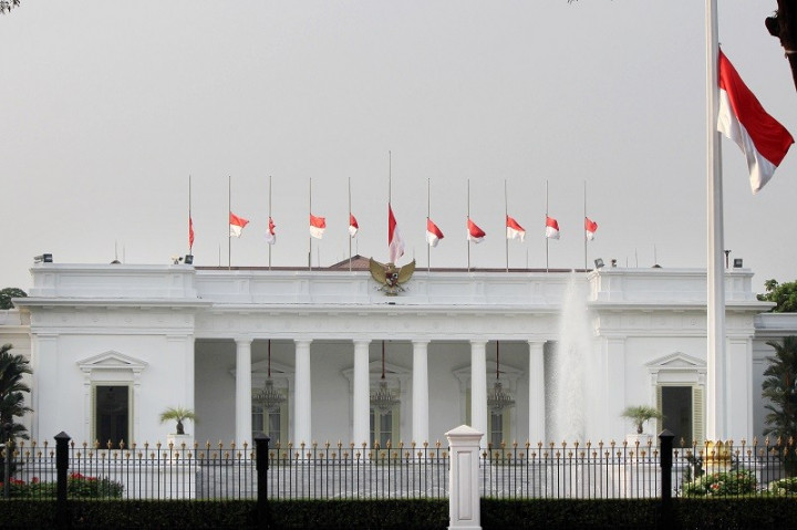 Lingkaran Istana Diminta Tak Coreng Citra Jokowi Saat Susun Kebijakan