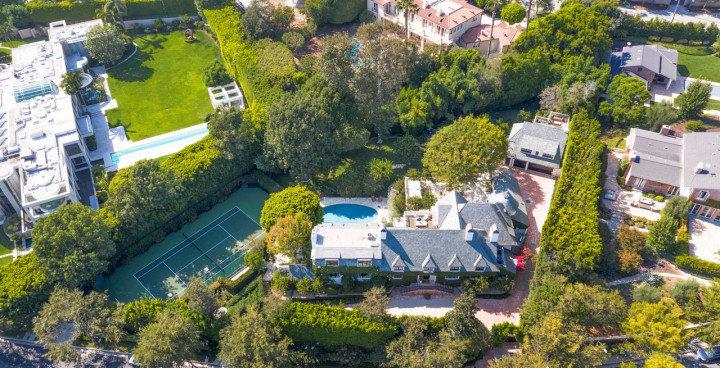 Rumah Ellen DeGeneres Seharga Rp763 Miliar yang Dibeli dari Adam Levine