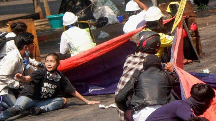 Ditembak Mati karena Kaus Bertuliskan ‘Semua Akan Baik-baik Saja’