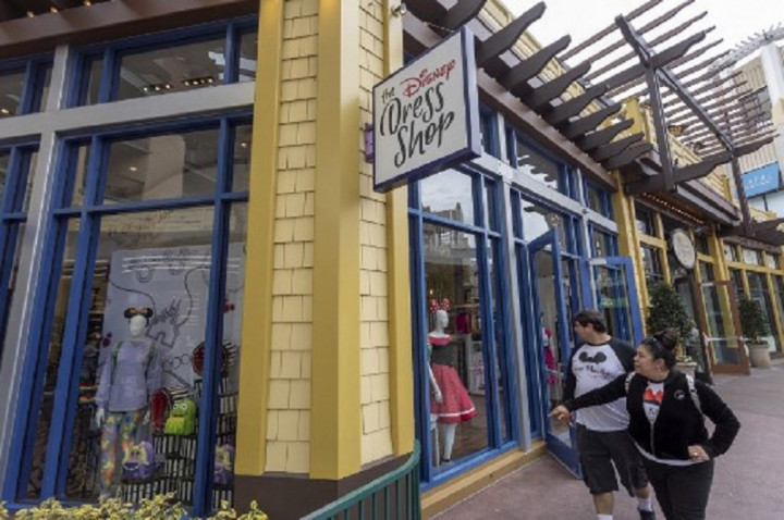 Rambah <i>Online</i>, Disney Bakal Tutup 60 Toko