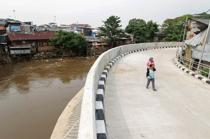 DKI Kebut Pembebasan Lahan 7,6 Km Bantaran Sungai Ciliwung
