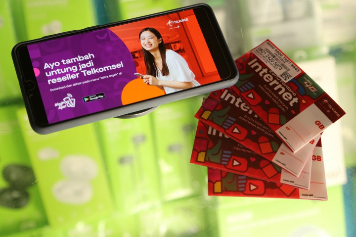 Sinergi Telkomsel dan Gojek, Penghasilan Tambahan dari Jual Pulsa