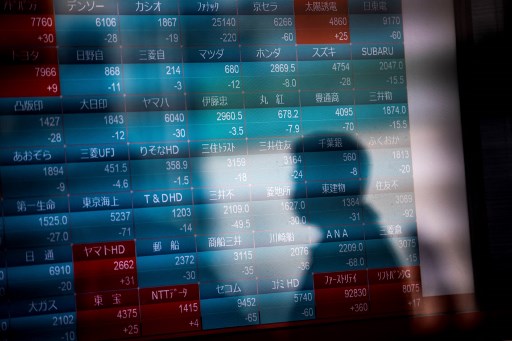 Indeks Nikkei Jepang bergerak menguat. Foto: dok AFP/Behrouz MEHRI.