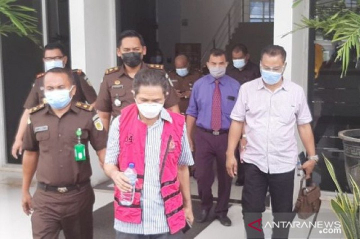 Berkas Lengkap, Mantan Bupati Manggarai Barat Ditahan