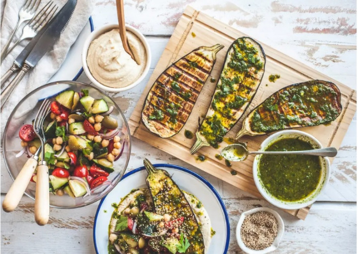 Studi: Pengikut Diet Vegan Cenderung Memiliki Tulang yang Lebih Lemah