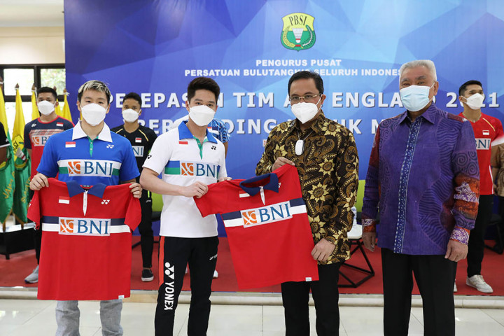 Ketum PBSI Lepas Atlet ke All England 2021