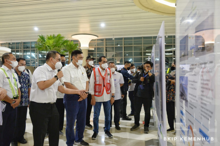 Menhub Targetkan KA Bandara YIA Beropersi Agustus 2021