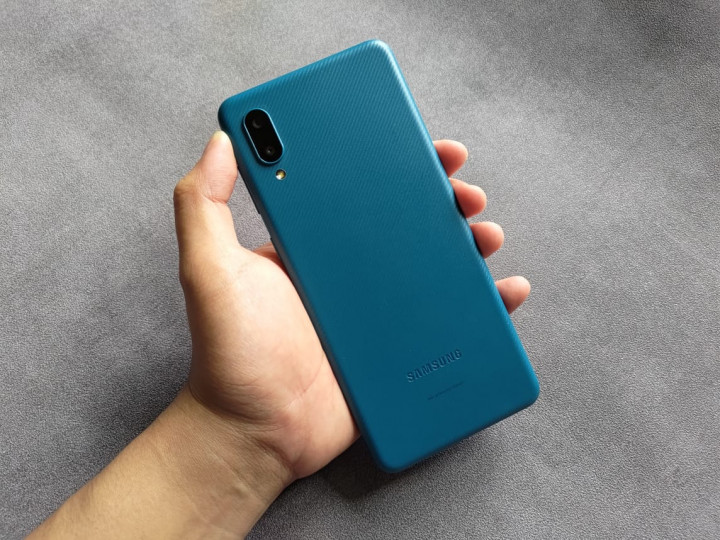 Review Samsung Galaxy M02, HP Murah tak Cuma Baterai Besar